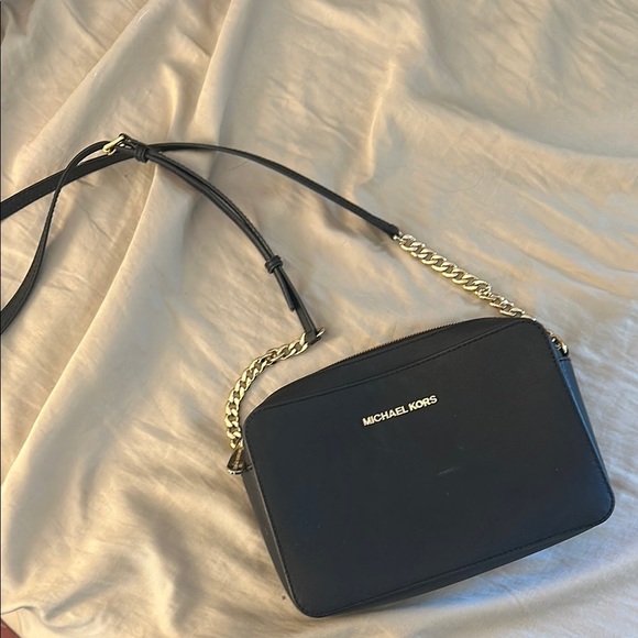 Michael Kors Handbags - Michael Kors Black Crossbody Bag